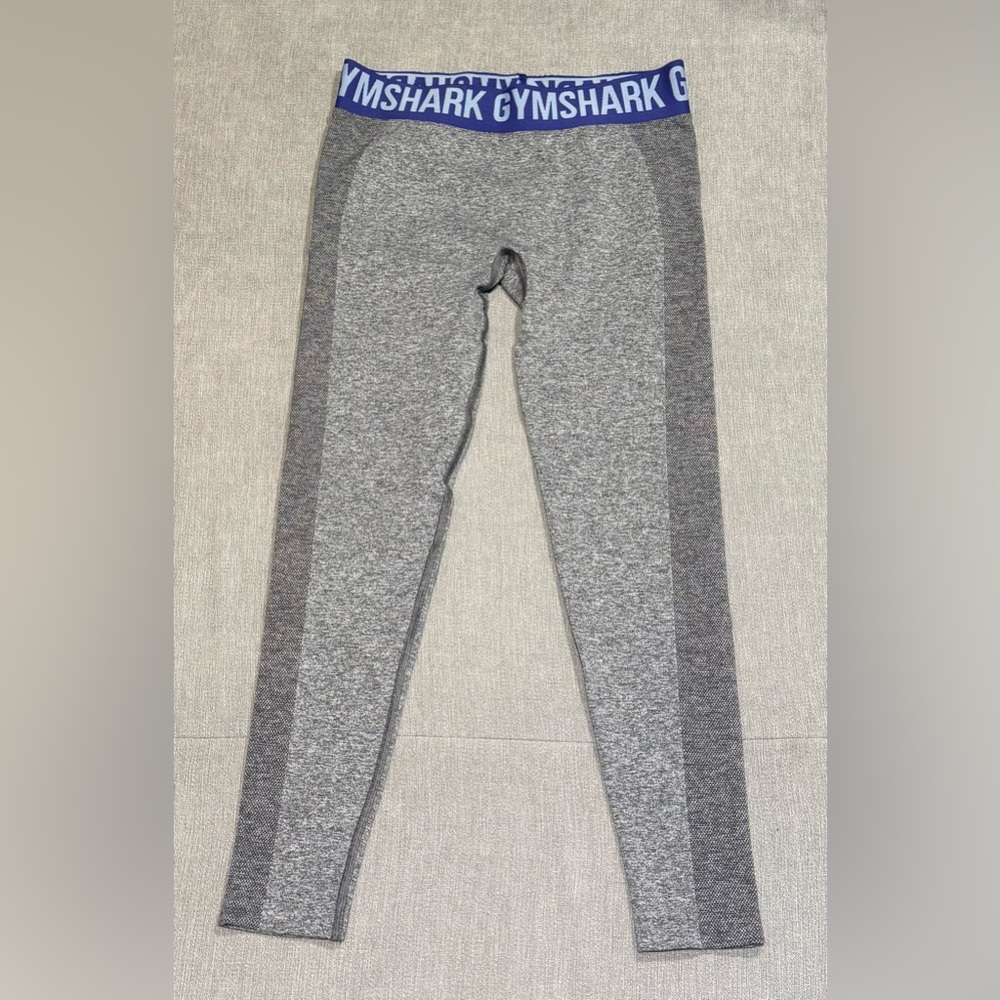 Gymshark Women’s Two-Tone Gray Leggings